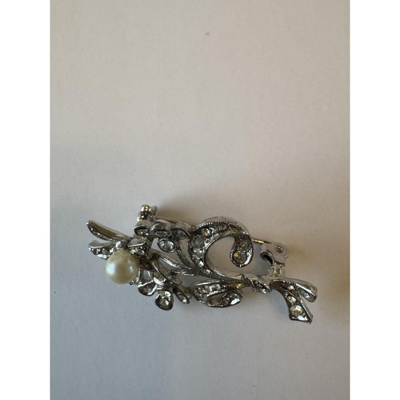 1940s Flower Marcasite Cultured‎ Pearl Brooches - Picture 2 of 8